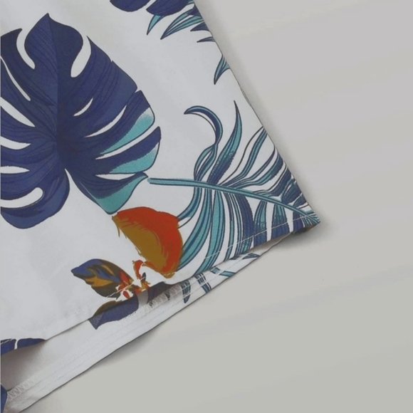 Women's Shein two piece short set - Picture 2 of 6